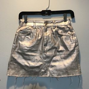 TOPSHOP Metallic Silver Jean Skirt sz 2